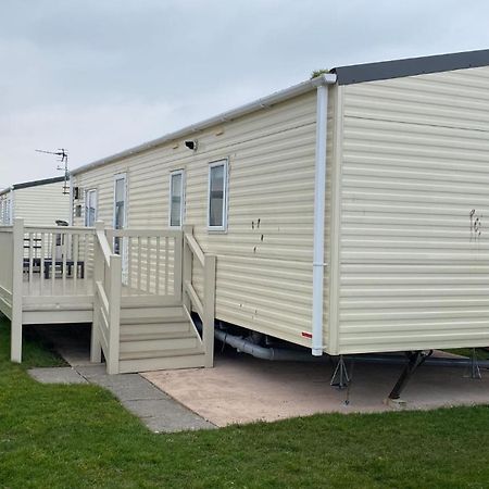 2 Bed Caravan For Hire At Golden Sands In Rhyl Exteriér fotografie