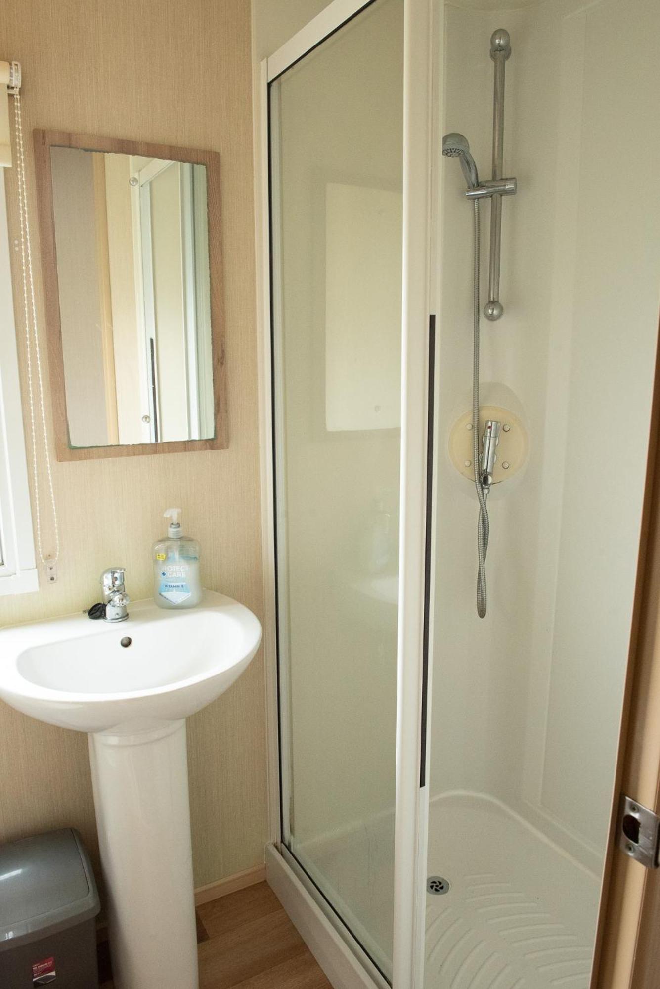 2 Bed Caravan For Hire At Golden Sands In Rhyl Exteriér fotografie