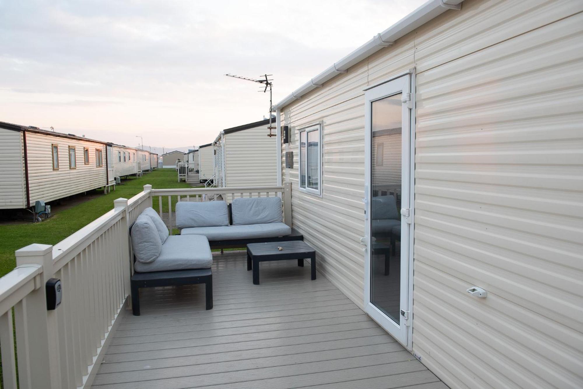 2 Bed Caravan For Hire At Golden Sands In Rhyl Exteriér fotografie